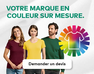 Votre marque a une couleur. Vos textiles aussi. Deux femmes et un homme côte à côte, portant des t-shirts et des pulls de couleurs différentes. À côté, un cercle chromatique ; en dessous, un bouton « Demande ».